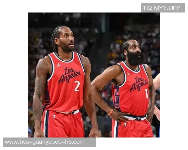 快船无法裁掉保罗希望促成转会鹿尼侠日曾对其表现出兴趣